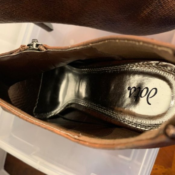 Dot's brown alligator peep toe heels - Picture 2 of 8